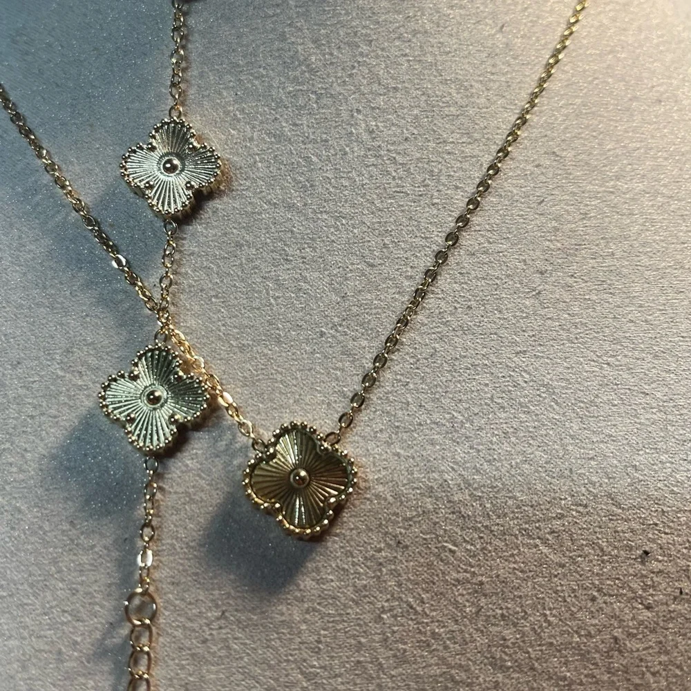 Good plated Clover Bracelet and necklace Designer Luxury Style gold Plated set - Picture 3 of 4